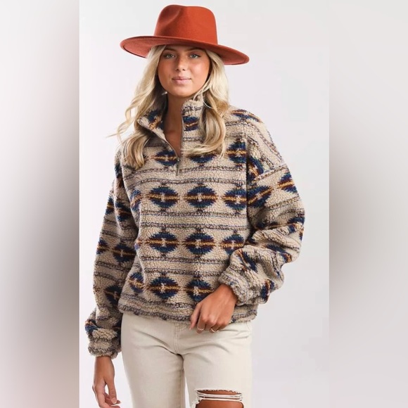 BKE Jackets & Blazers - BKE Women’s Medium Colorful Aztec Pattern Tan Sherpa Wubby Quarter Zip Pullover